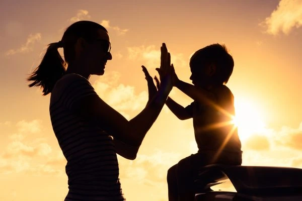 Image of happy mother and child after resolving child arrangements Barnsley